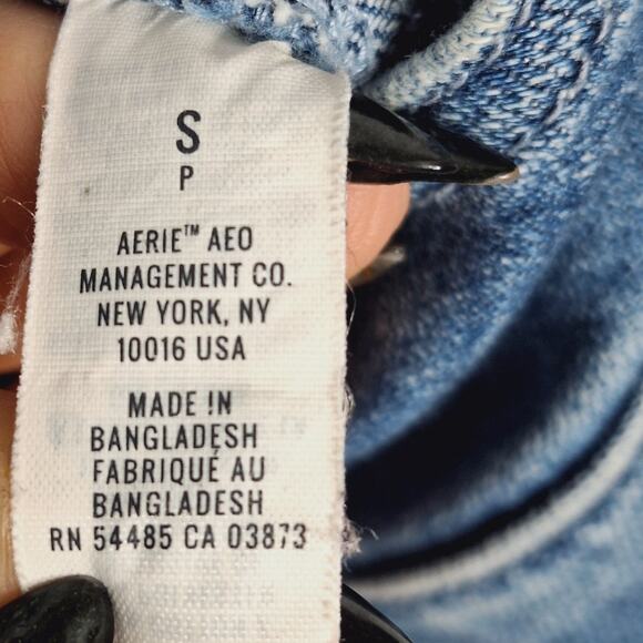 Aerie Werk & Play Denim Shortalls Embroidered Floral S Bib Overall Shorts Boho - Picture 6 of 11